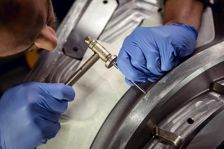 Standex Engraving Mold-Tech and Texturas Santana do Parnaiba sign new partnership