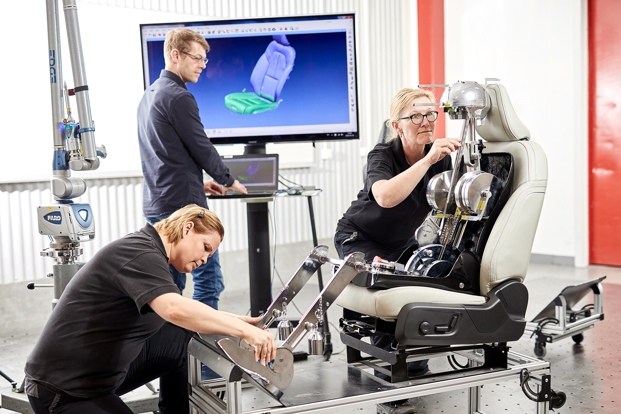 Uncomfortable Car Seats Costing Uk Economy Nearly 9bn Annually Automotive Interiors World