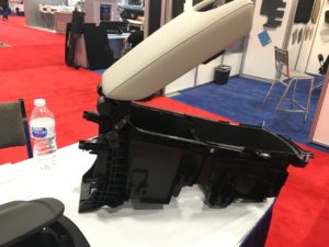 Innovative hinges from Reell revealed at Automotive Interiors Expo Novi