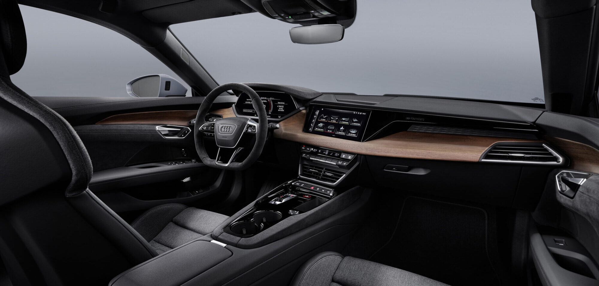 ruilen Economisch uitlaat Audi reveals e-tron GT interior | Automotive Interiors World