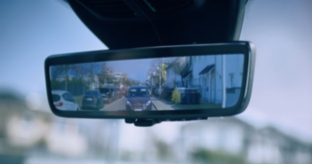 Ford Transit ‘smart mirror’ provides maximum visibility for van drivers