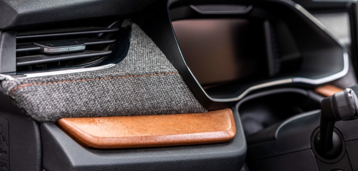 Škoda develops raw sustainable material for interior trim 