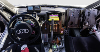 Audi Sport details the cockpit technology in the RS Q e-tron
