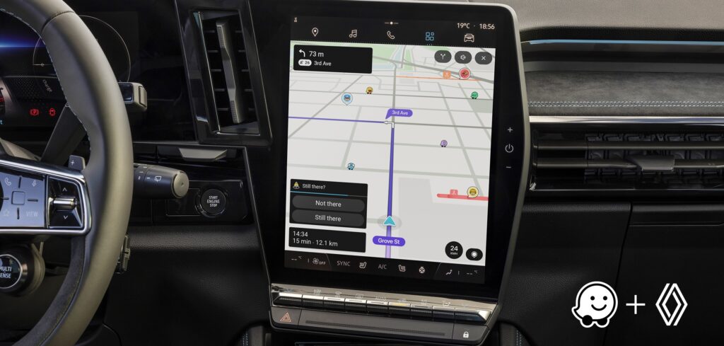 Renault becomes first vehicle manufacturer to integrate Waze navigation