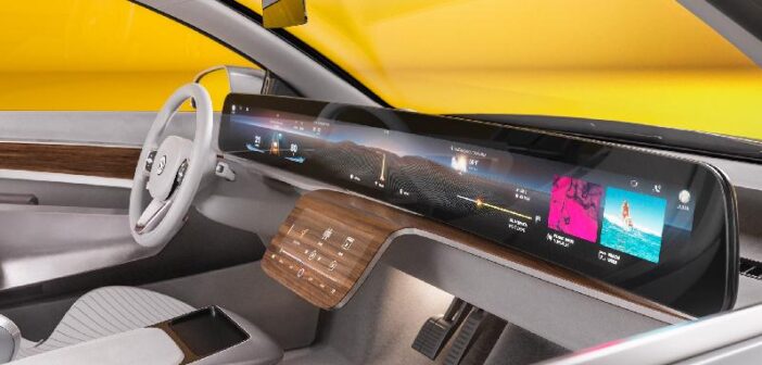 Continental’s Curved Display with Invisible Control Panel