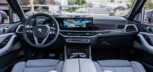 BMW outlines new interior features for 2024 X5 and X6