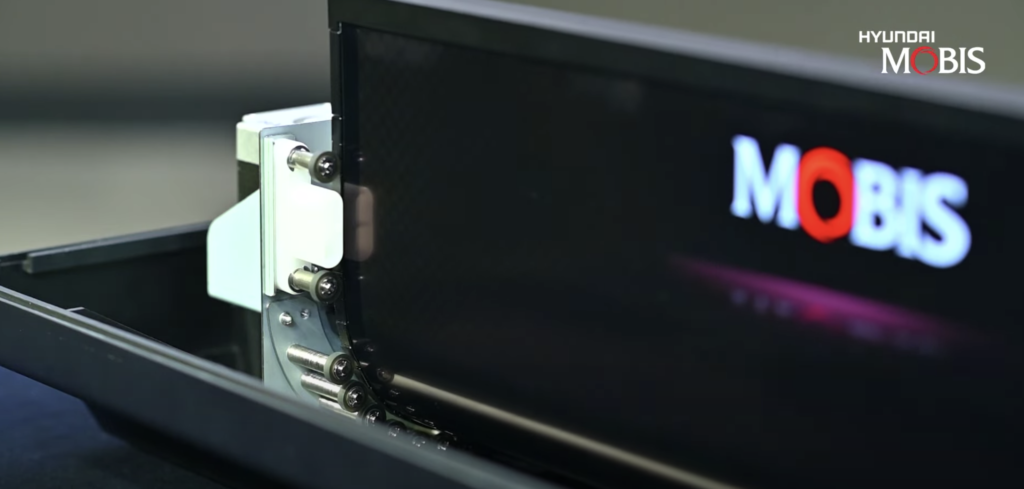 VIDEO: Hyundai Mobis develops rollable vehicle display | Automotive ...
