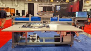 EXPO NEWS | Day 2: ZSK demonstrates machines for high-quality seams in combination with a camera system