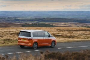 Volkswagen Multivan retains best seven-seater car title at 2024 Parkers New Car Awards