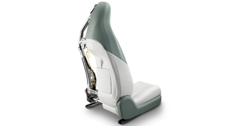 New cabin seat made of recycled materials introduced by Yanfeng New cabin seat made of recycled materials introduced by Yanfeng.