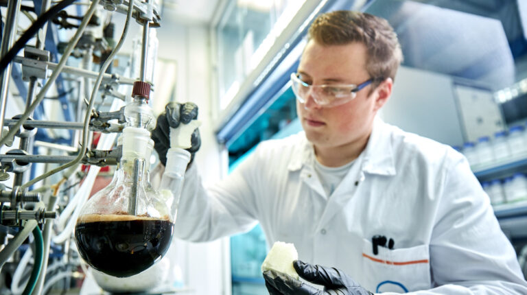 Covestro showcases recycling technologies at IFAT Munich 2024 At the IFAT fair in Munich, materials manufacturer Covestro looks forward to the exchange with partners for recycling. At the same time, the company introduces its own approaches, like the chemical recycling of soft foam.