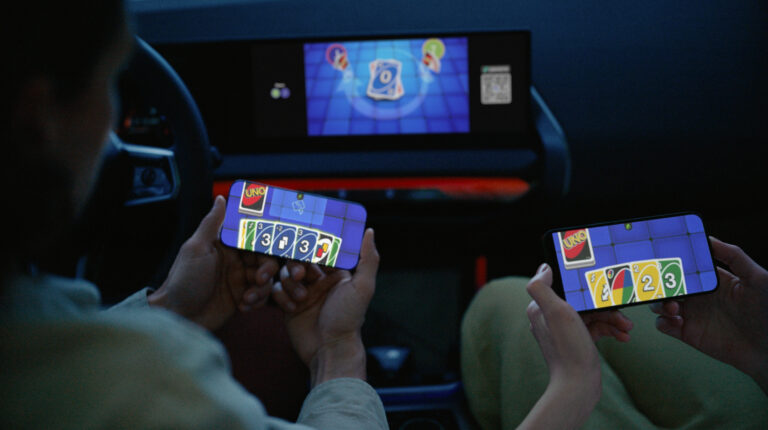 Card game Uno joins in-car gaming in BMW and Mini models.