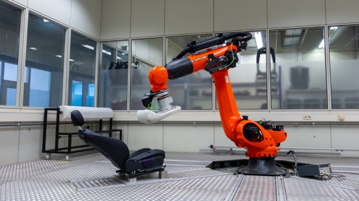 New Mini interiors manufactured using 2D weaving process New Mini interiors manufactured using 2D weaving process.