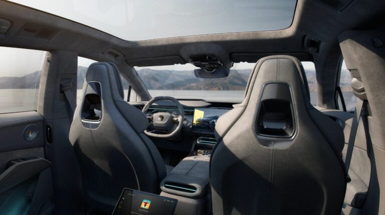 Truecycled Wyron sustainable yarn features in Lotus Eletre and Emeya Truecycled Wyron sustainable yarn features in Lotus Eletre and Emeya.