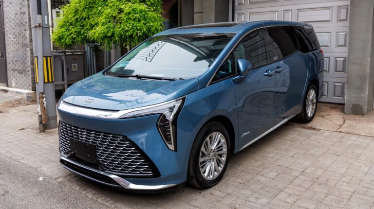 Yanfeng selects Elix Polymers material for SGM Buick GL8 interior Yanfeng China SGM Buick GL8.