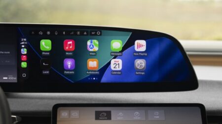 OTA update welcomes Apple CarPlay and Android Auto to Lucid Lucid Group has introduced Apple CarPlay.