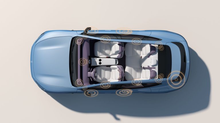 Overhead view of the new Avatr 06T, in a light blue color.