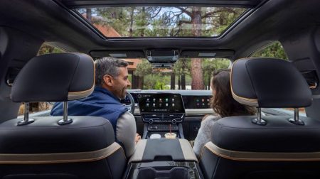 GM introduces new vehicle UI with visualization and integrated intelligence GM introduces new vehicle UI with visualization and integrated intelligence.
